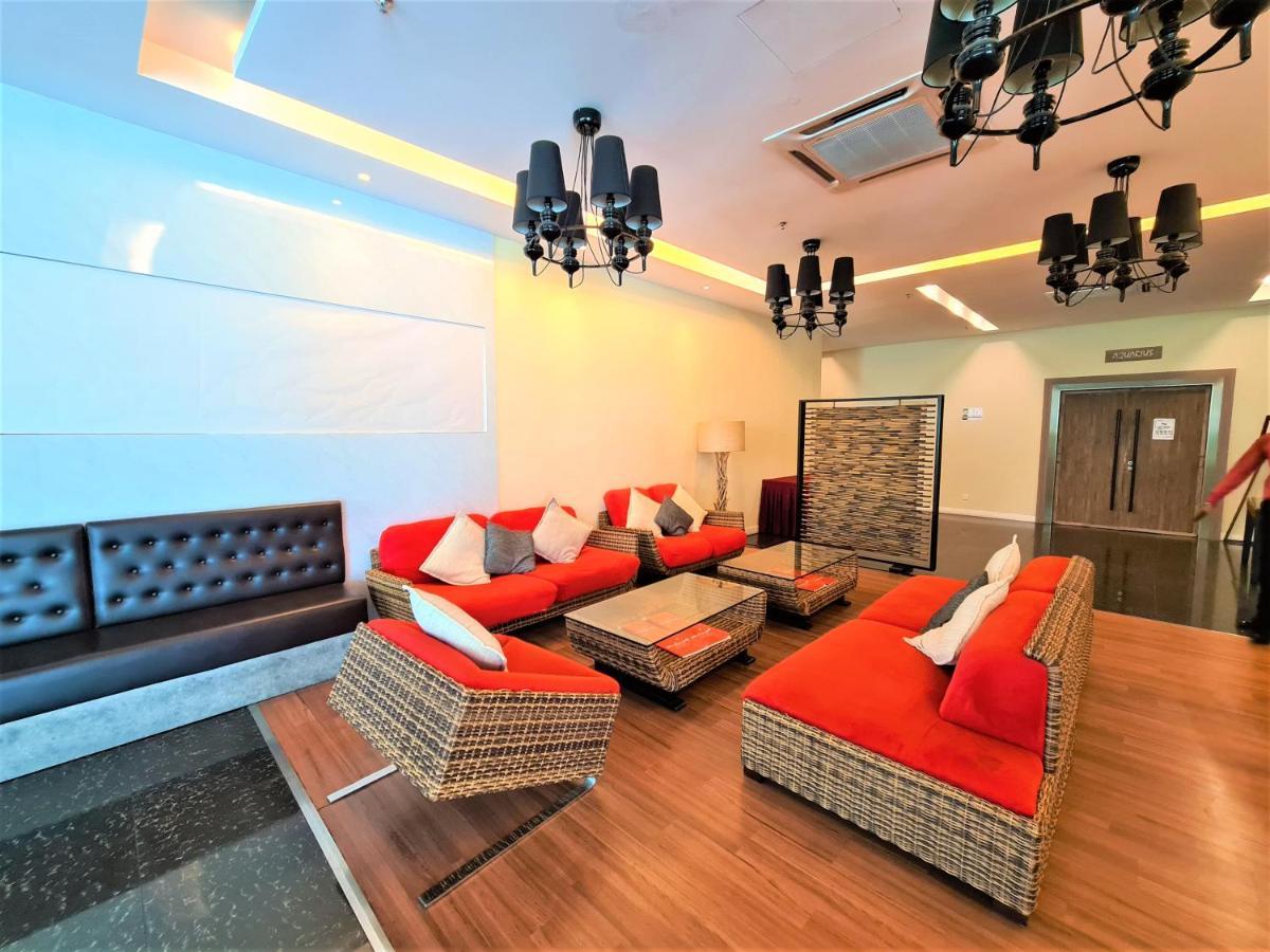 סובאנג ג'איה Nexus Regency Suites & Hotel מראה חיצוני תמונה