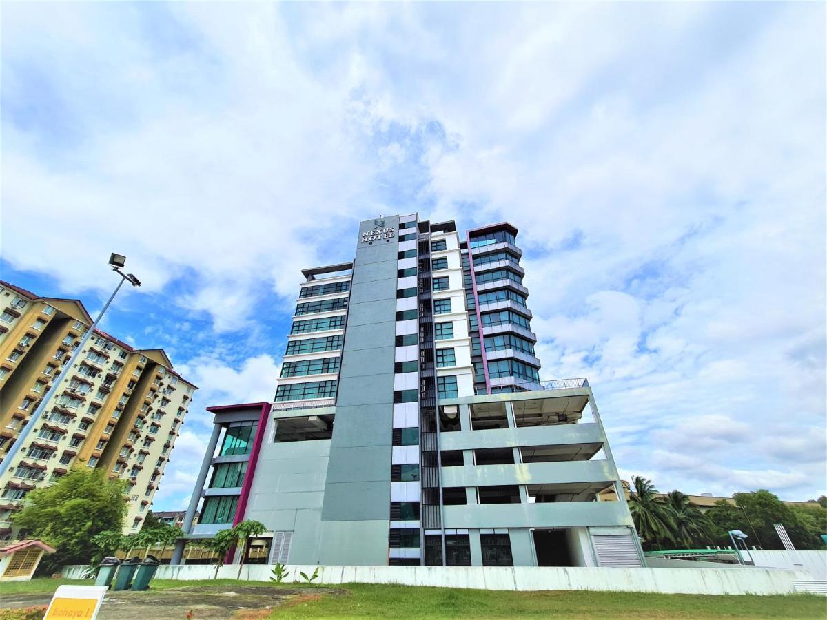 סובאנג ג'איה Nexus Regency Suites & Hotel מראה חיצוני תמונה